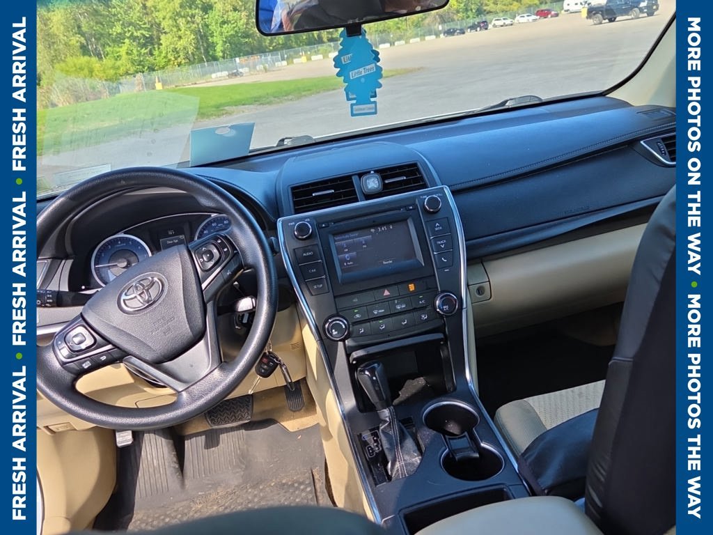 Used 2017 White Toyota LE image 7