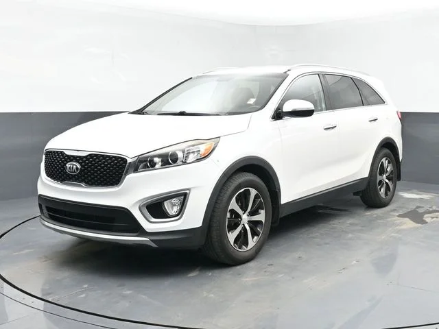 Used 2016 Snow White Pearl Kia EX image 5
