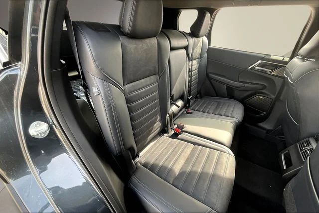 2026 Mitsubishi Outlander SE - Photo 10