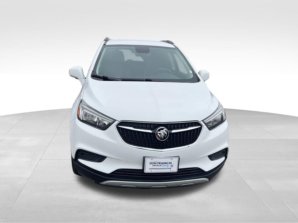 Used 2021 White Buick Preferred image 8