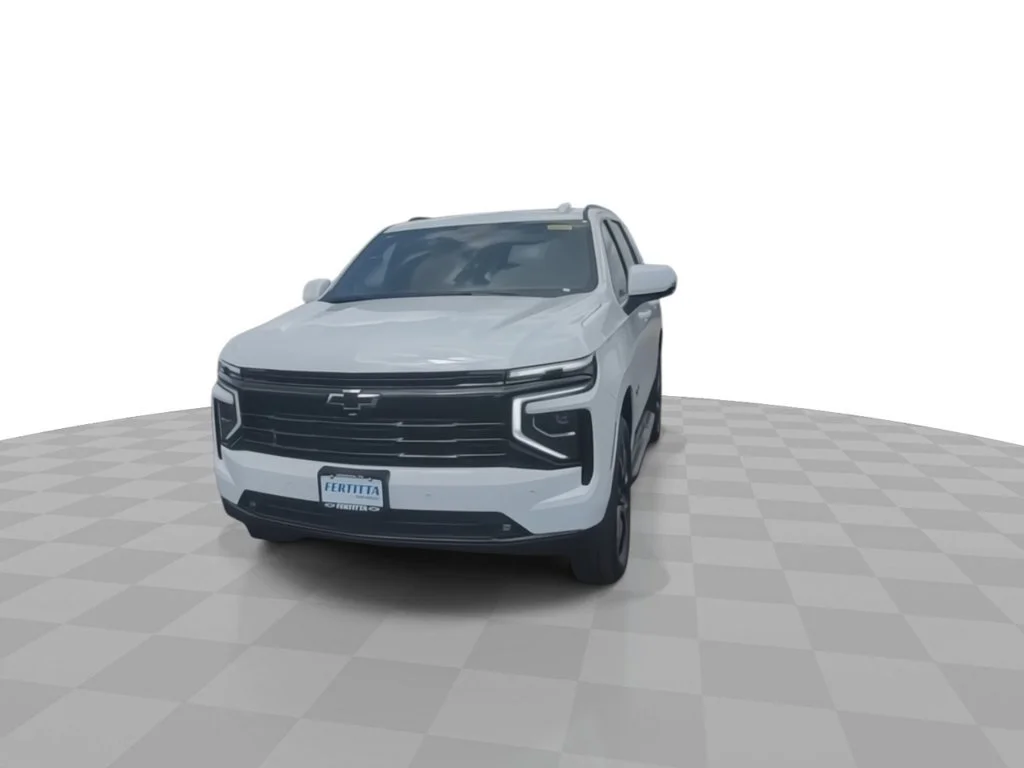 New 2026 Summit White Chevrolet RST image 3