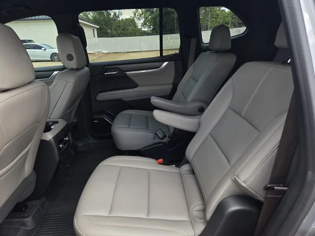 Used 2024 Sterling Metallic GMC Elevation image 18