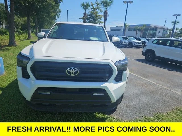 2025 Toyota Tacoma SR5