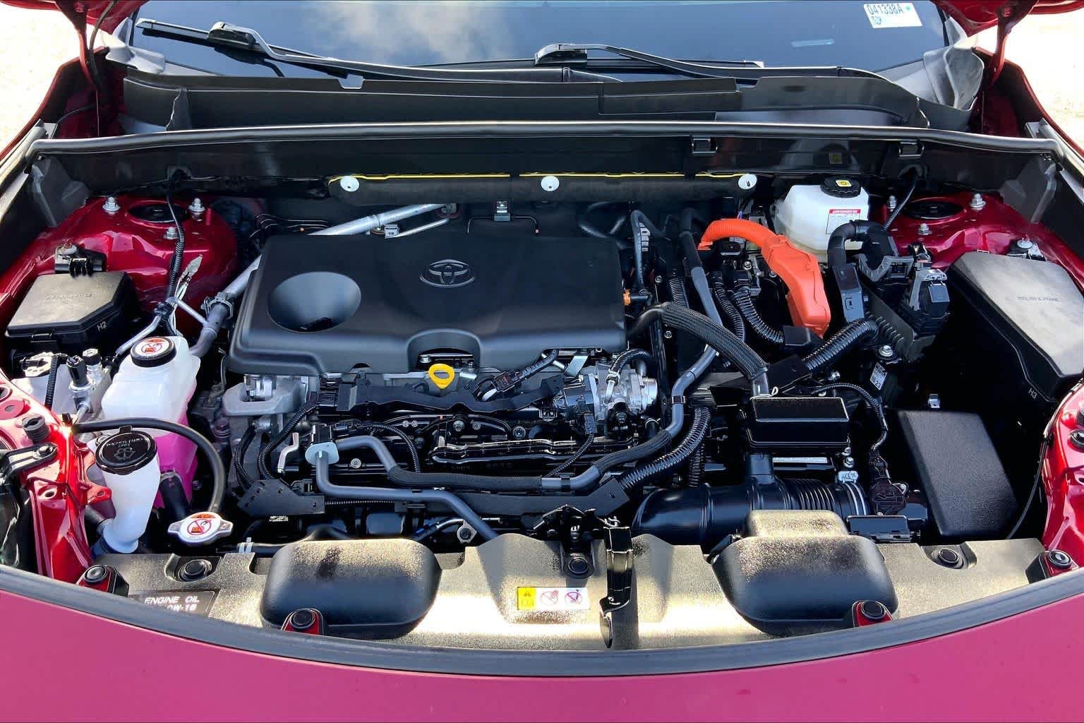Used 2024 Ruby Flare Pearl Toyota XLE image 31