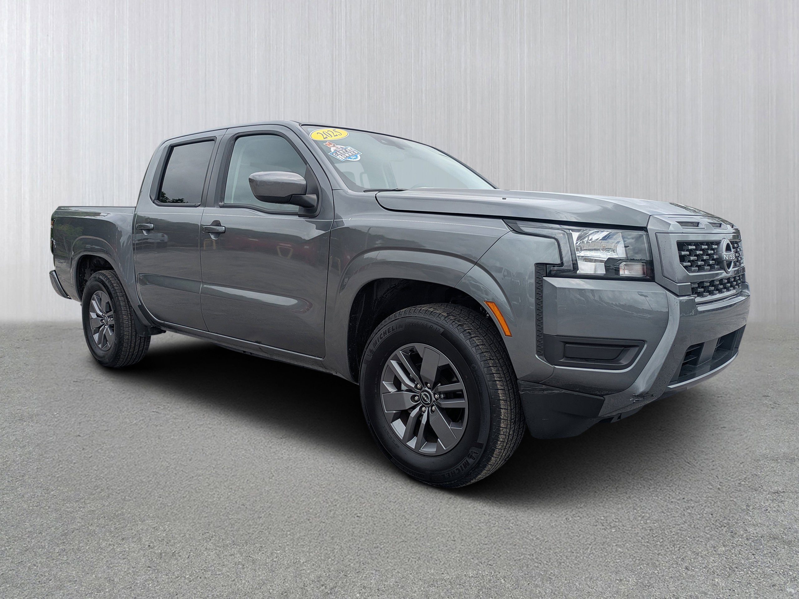 2025 Nissan Frontier SV Crew Cab 4X2 SWB's photo