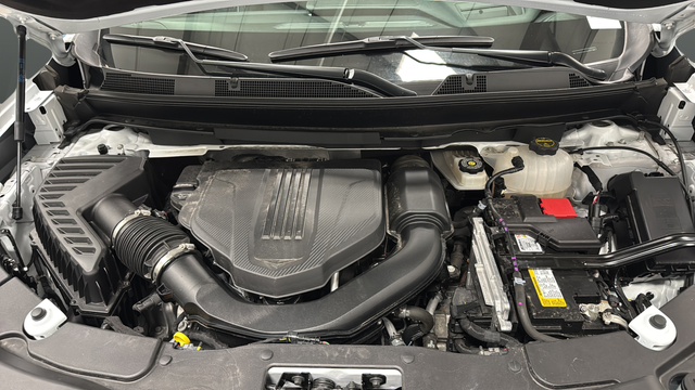 Used 2024 Summit White GMC Denali image 28