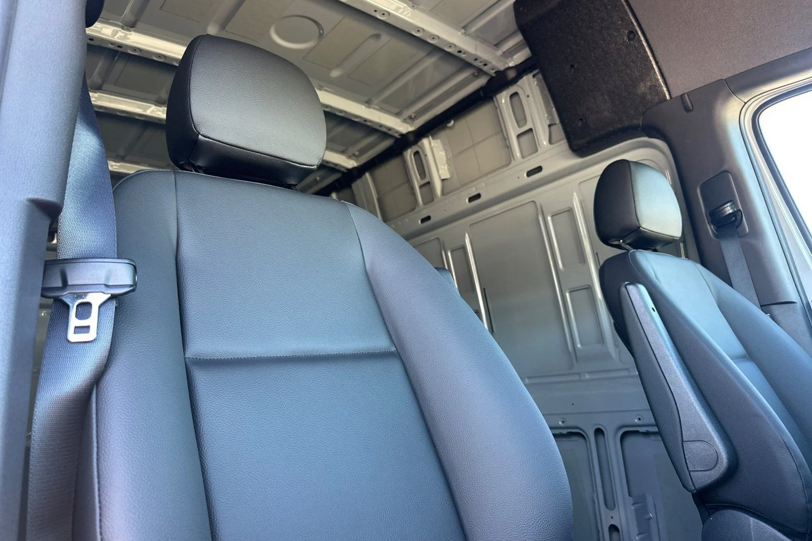 New 2026 Gray Mercedes-Benz Cargo 144 WB image 27