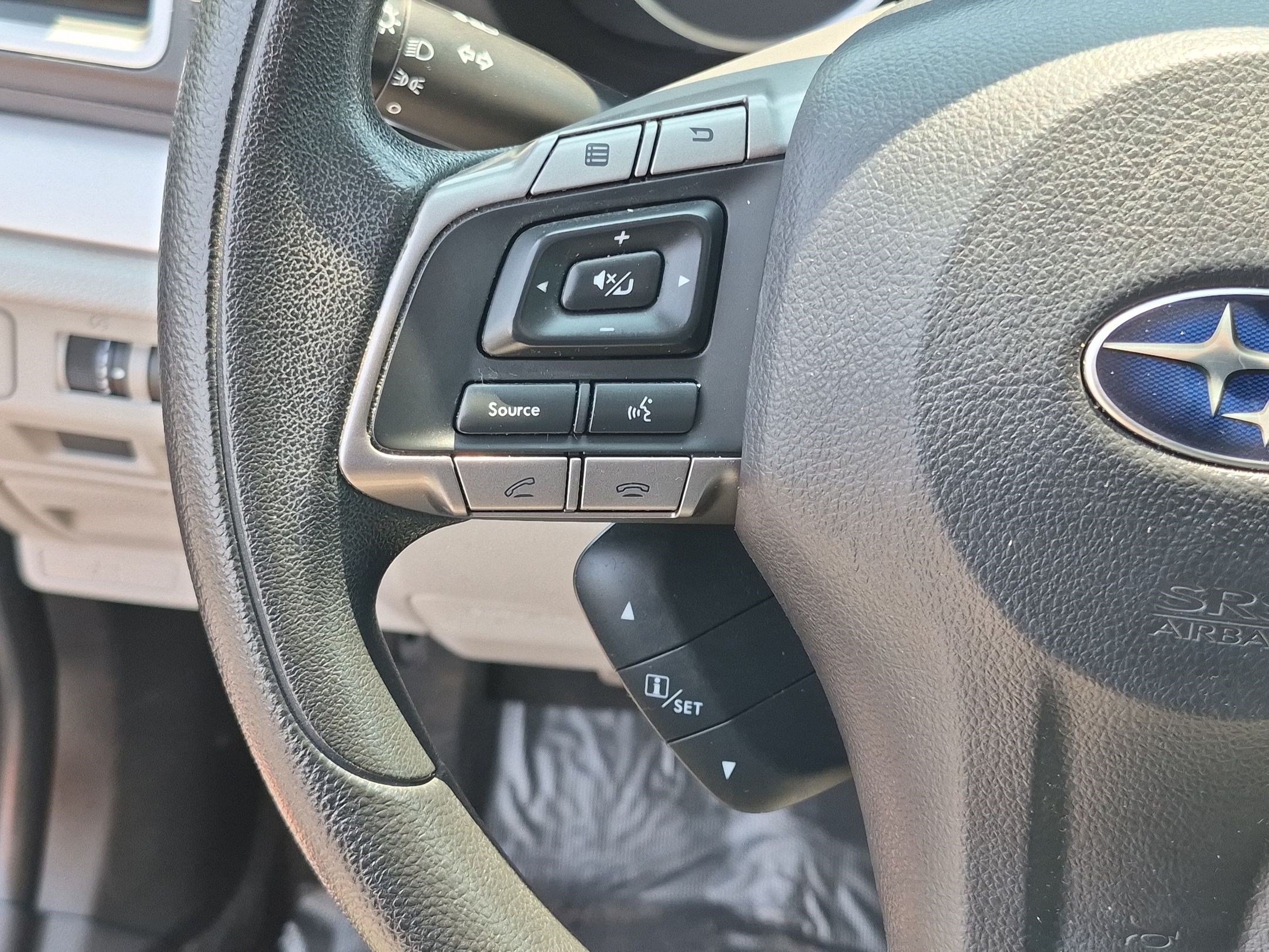 Used 2016 Jasmine Green Metallic Subaru 2.5i Premium image 18