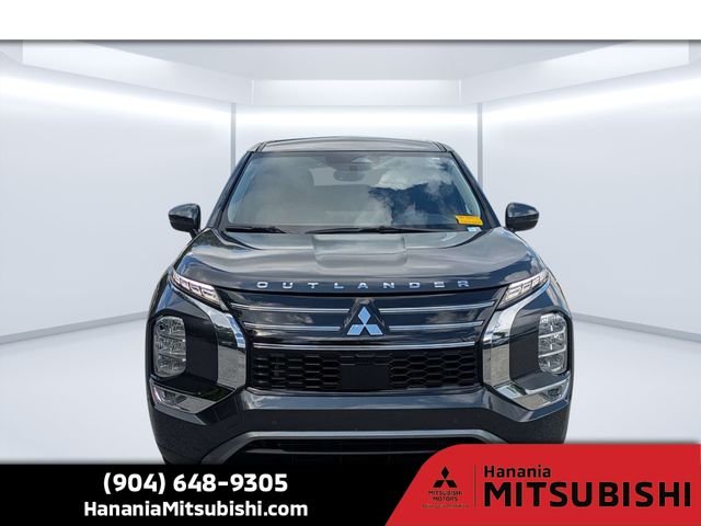Used 2025 Gray Mitsubishi SE image 8