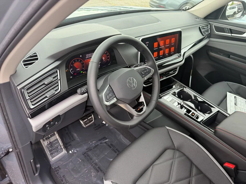 New 2026 Pure Gray Volkswagen 2.0T Peak Edition image 13