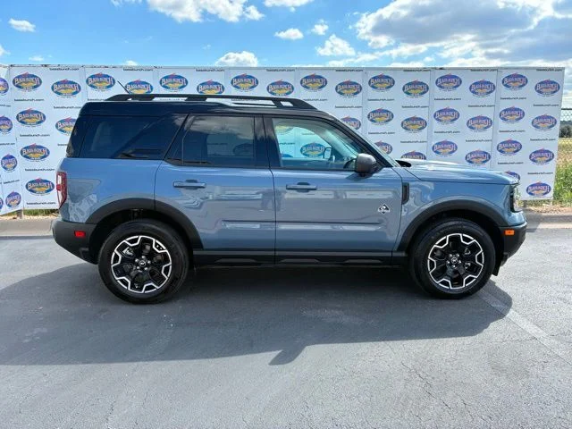 2025 Ford Bronco Sport Outer Banks 4X4's photo
