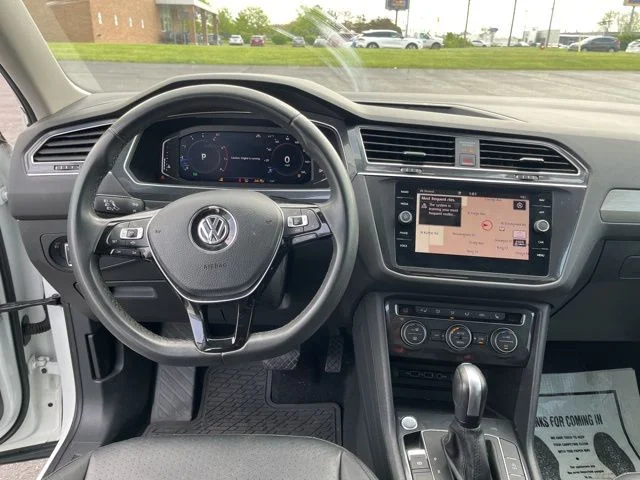 Used 2020 White Volkswagen 2.0T SEL image 38