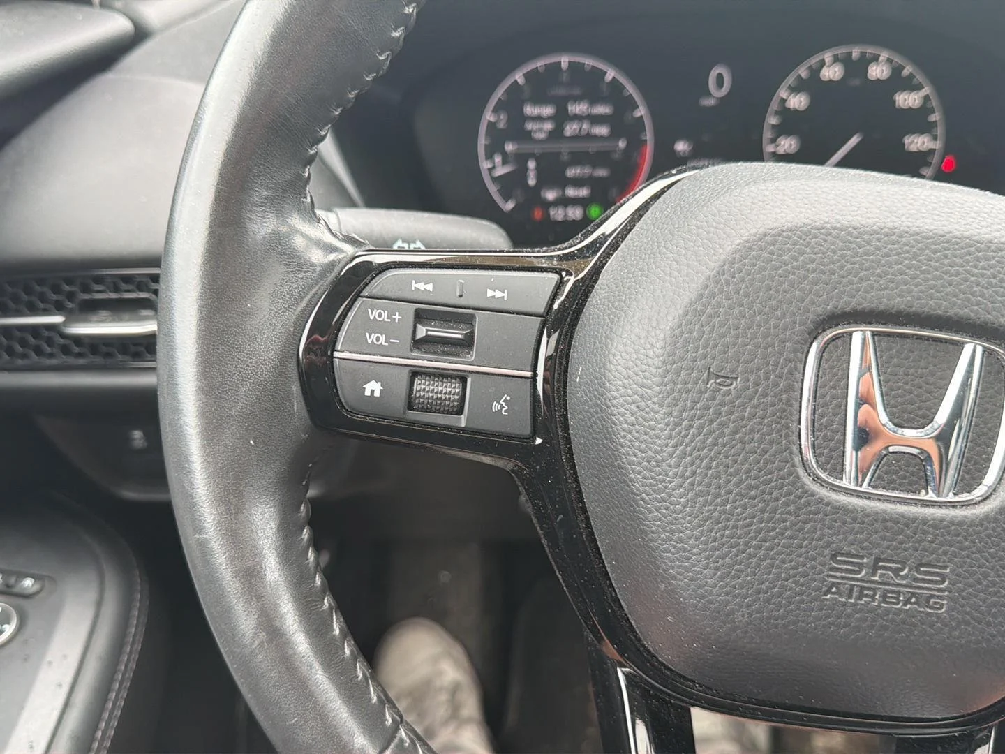 Used 2024 Modern Steel Metallic Honda EX-L image 15