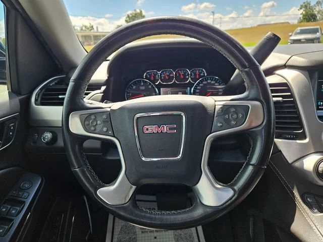 Used 2020 ONYX BLACK GMC SLT image 14