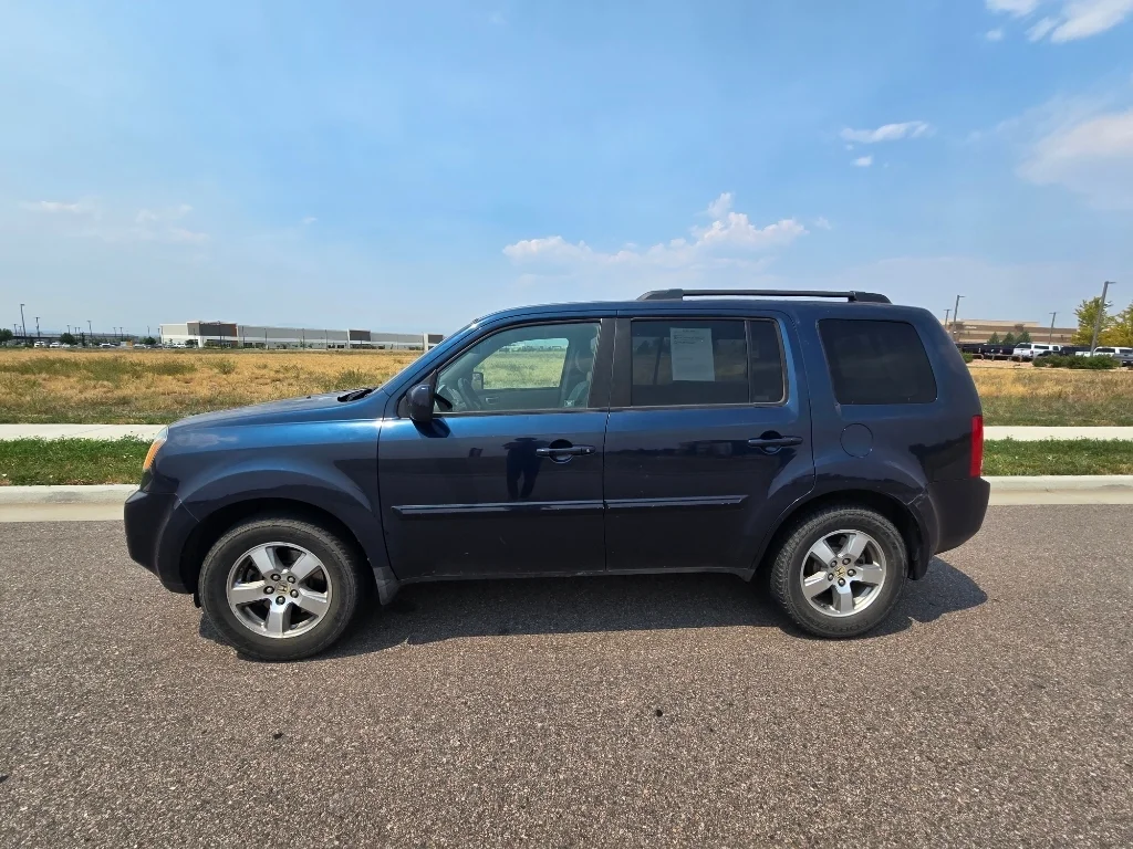Used 2009 White Honda EX image 2