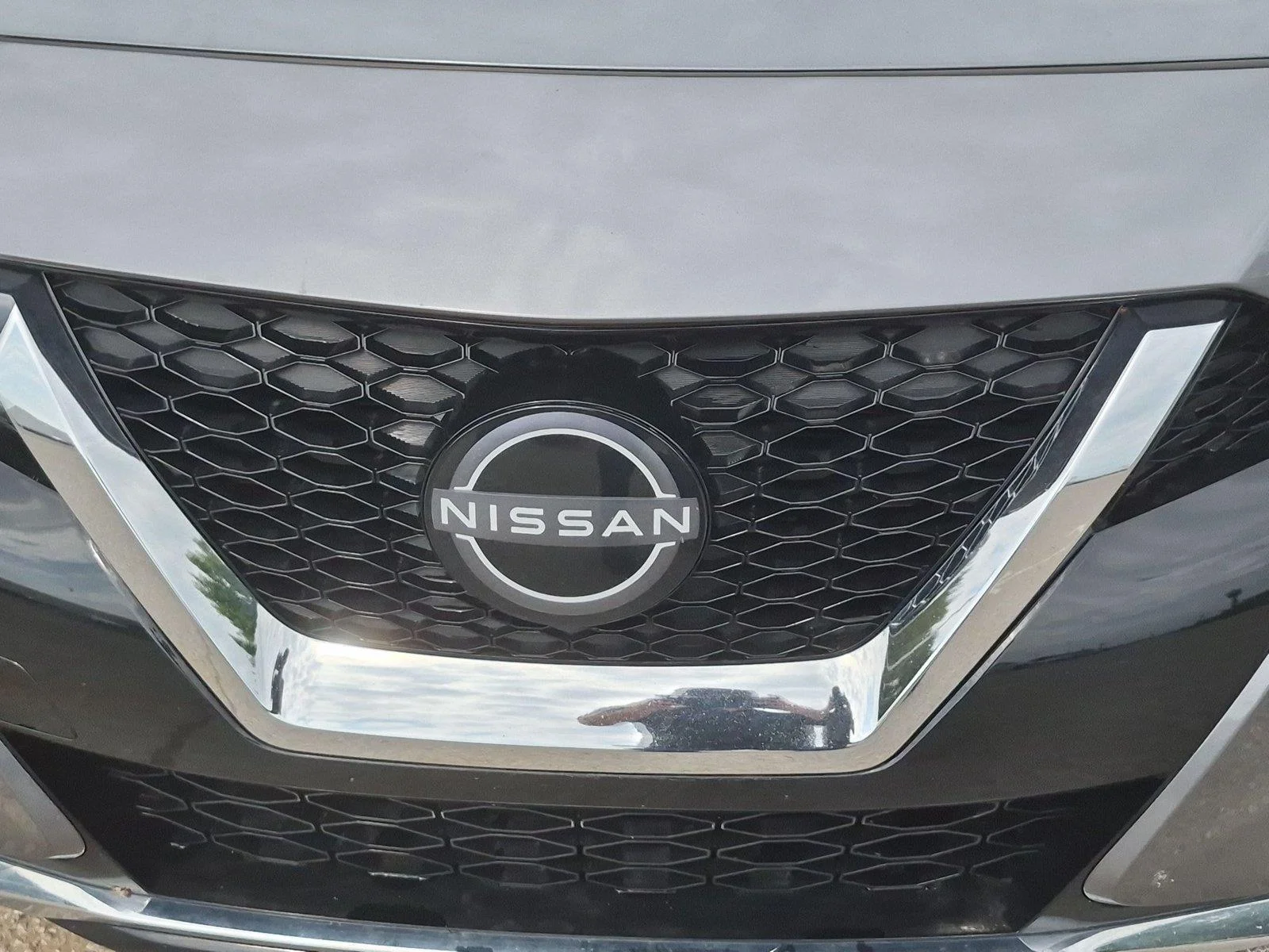 Used 2023 Silver NISSAN  image 13