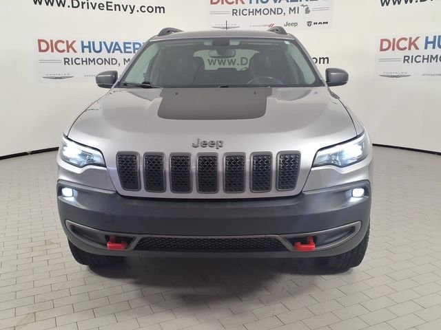 Used 2020 Jeep Cherokee Trailhawk with VIN 1C4PJMBX2LD571841 for sale in Richmond, MI