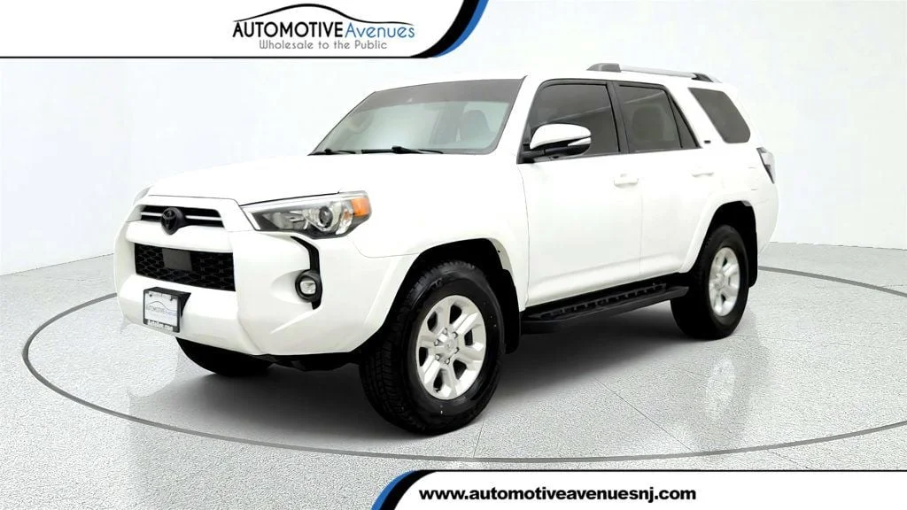 Used 2023 Ice Cap Toyota SR5 Premium 4WD w/ Power Moonroof & Trail Running Boards image 1