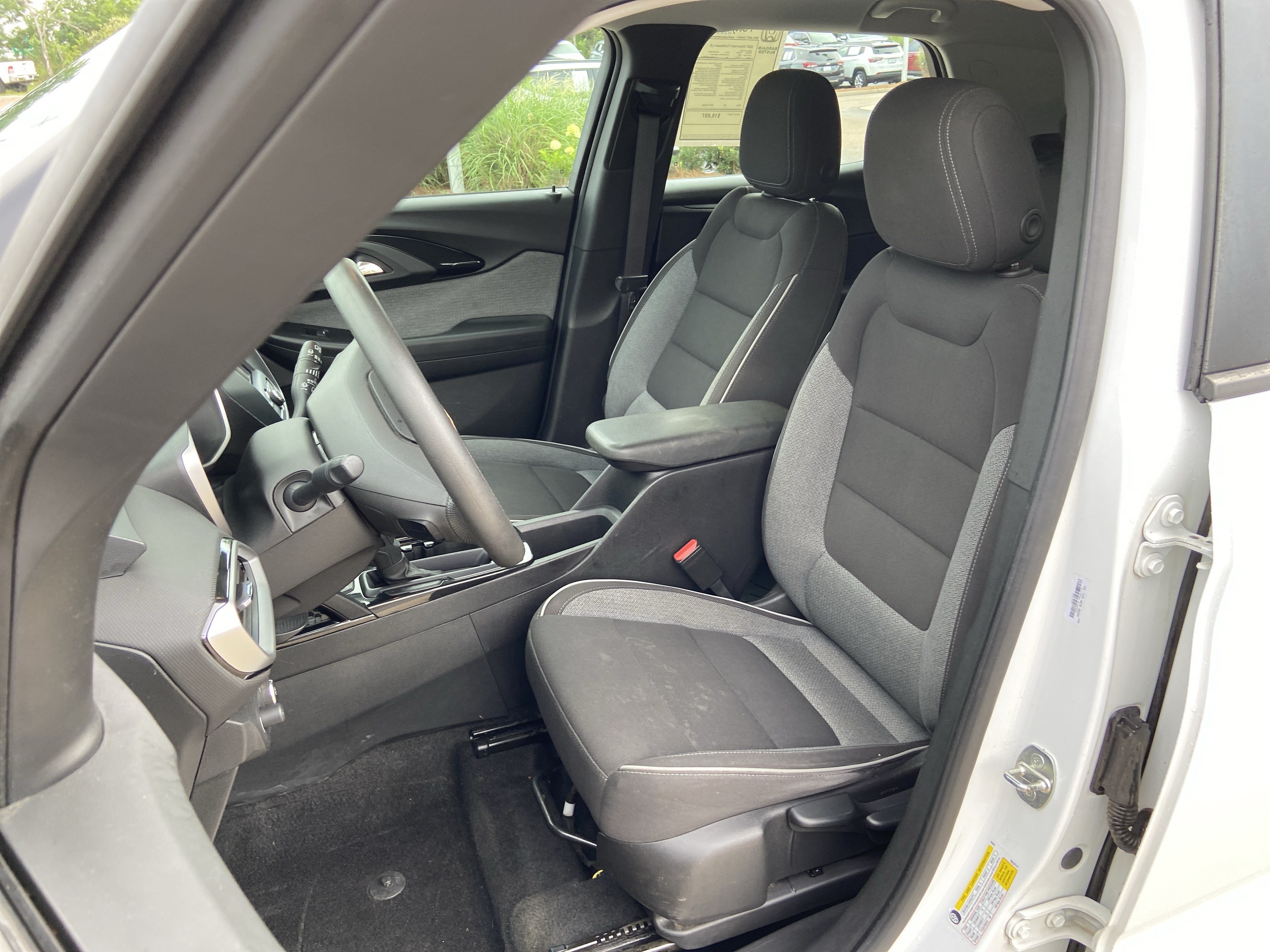 Used 2021 Summit White Chevrolet LS image 18