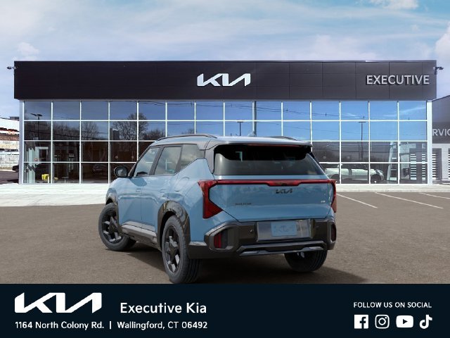 New 2027 Frost Blue Kia X-Line S image 4