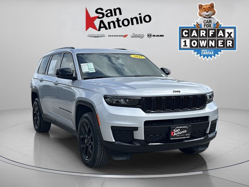 Used 2025 Silver Jeep Altitude X image 1