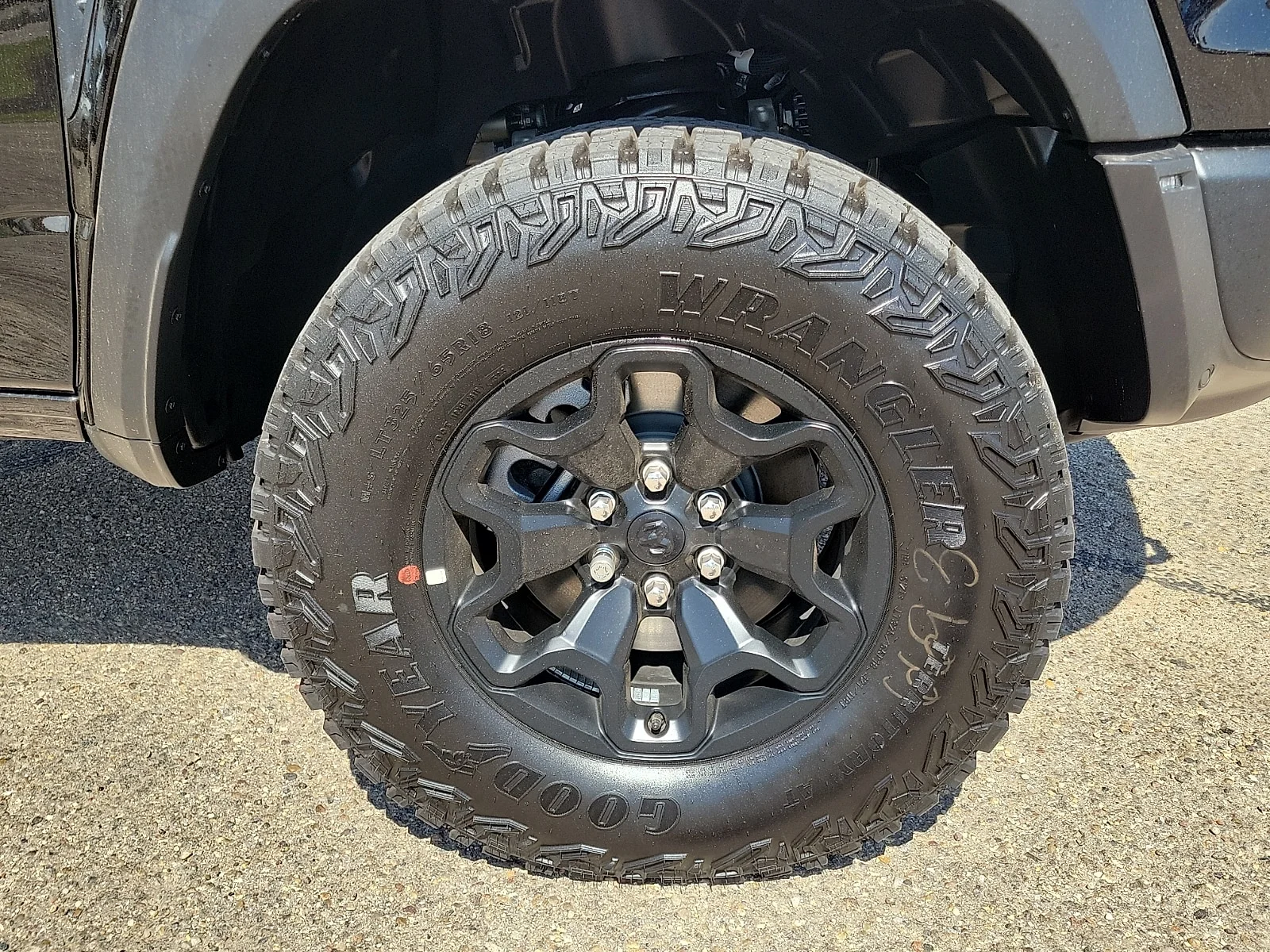New 2026 PXJ Diamond Bla Ram RHO CREW CAB 4X4 5