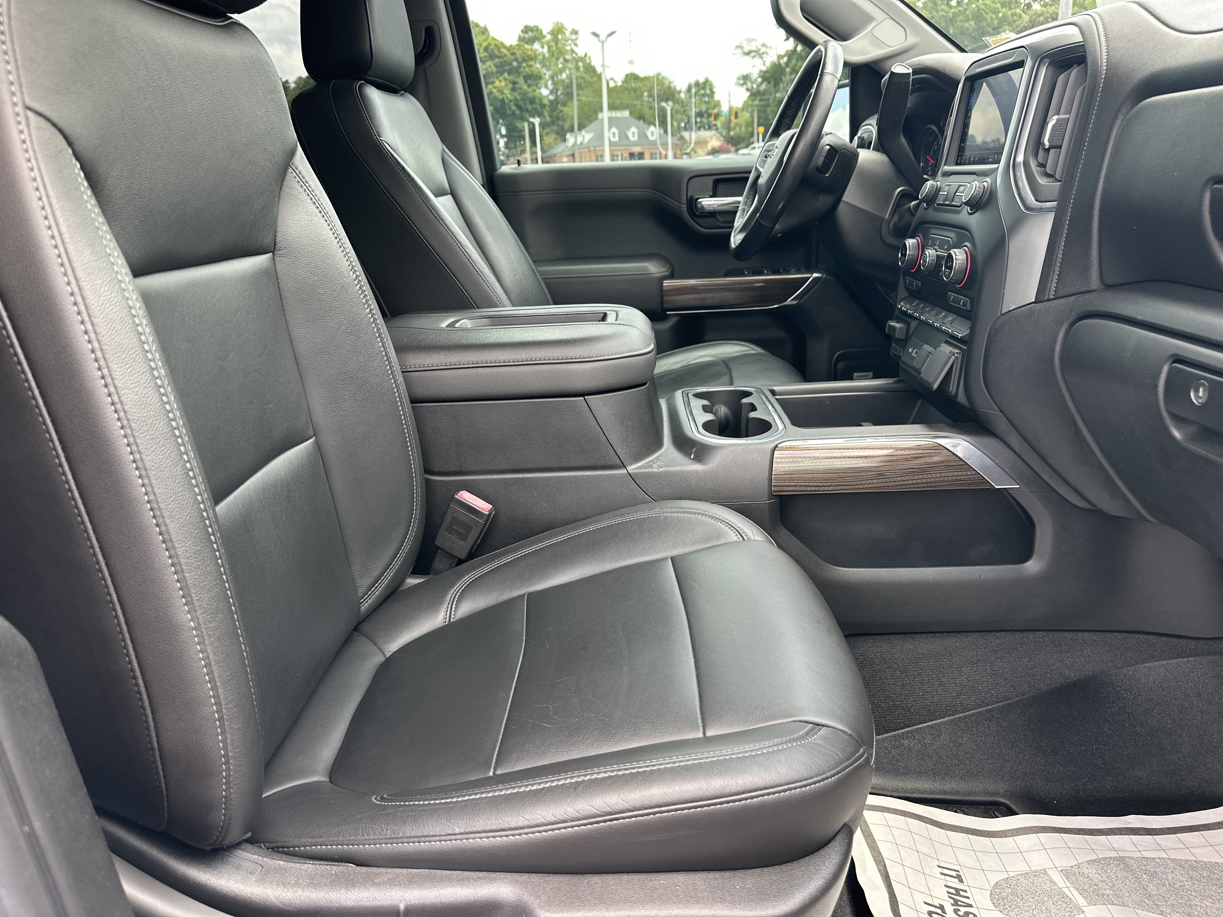 Used 2019 SUMMIT WHITE Chevrolet RST image 13