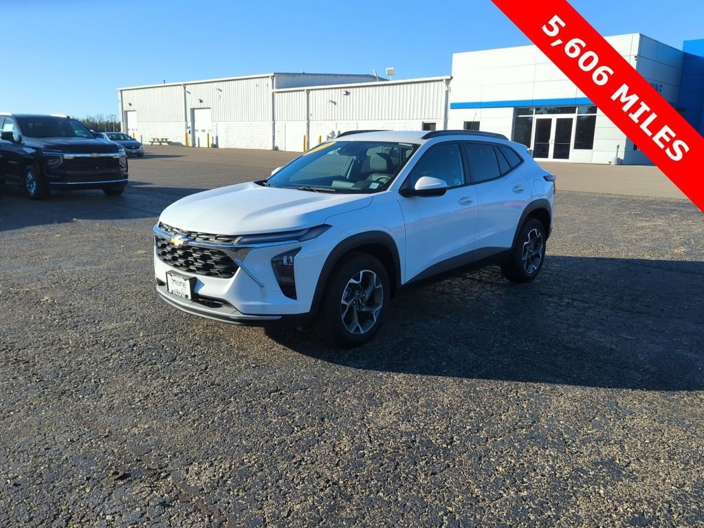 Used 2024 Chevrolet Trax LT with VIN KL77LHE23RC047451 for sale in North Collins, NY