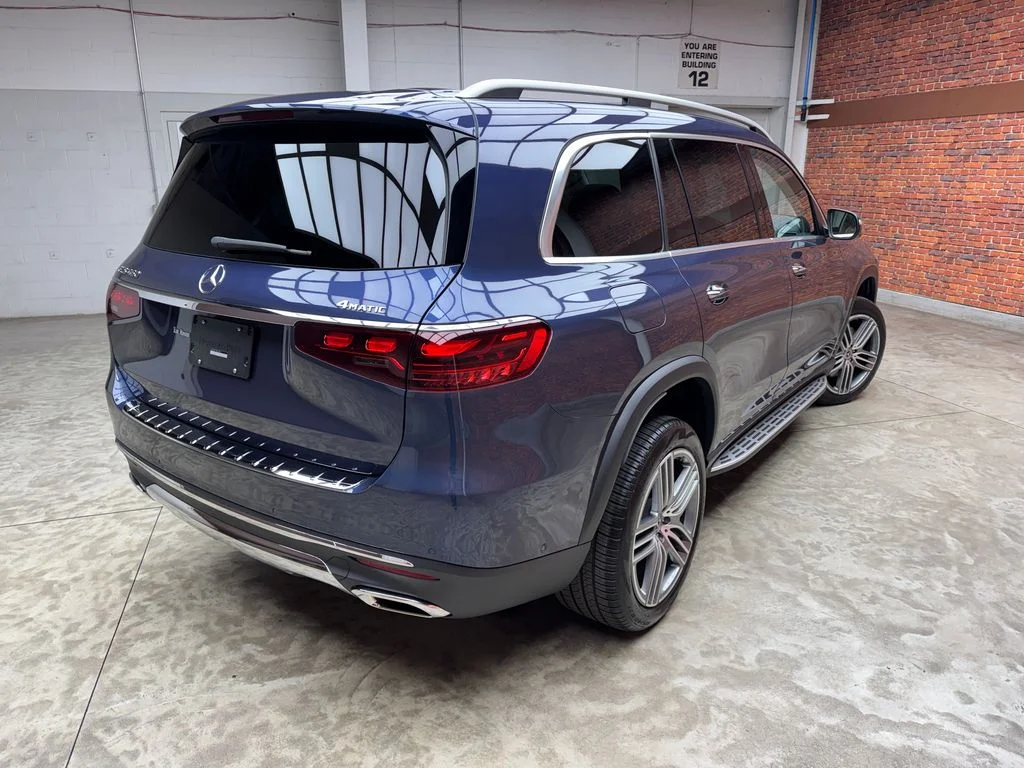 Used 2026 Blue Mercedes-Benz GLS 450 image 5