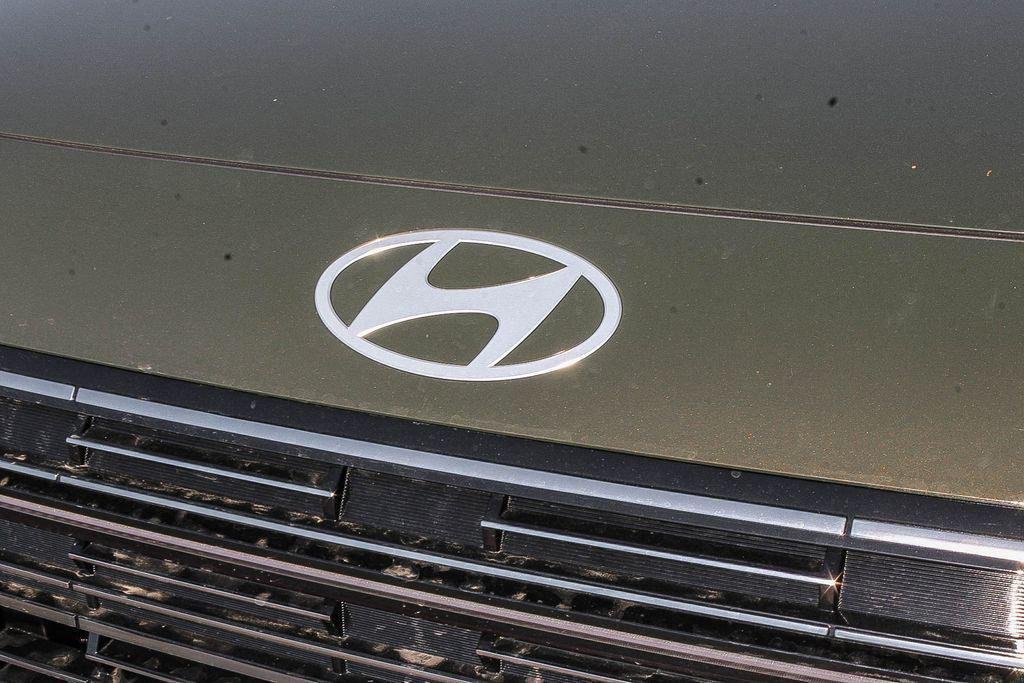 New 2026 Green Hyundai SEL Premium image 59
