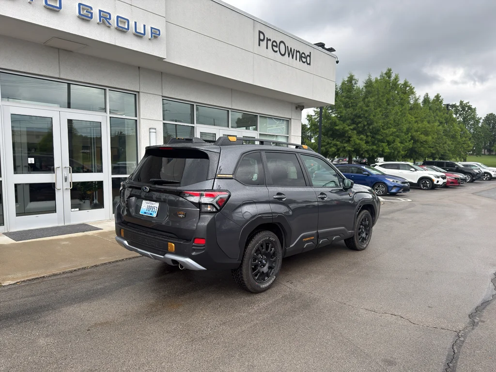 Used 2026 MAGNETITE GRAY METALLIC Subaru Wilderness image 3