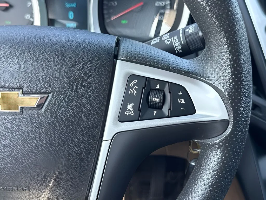 Used 2016 Gold Chevrolet LT image 15