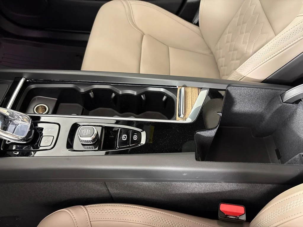 New 2026 Denim Blue Metallic Volvo Plus image 36