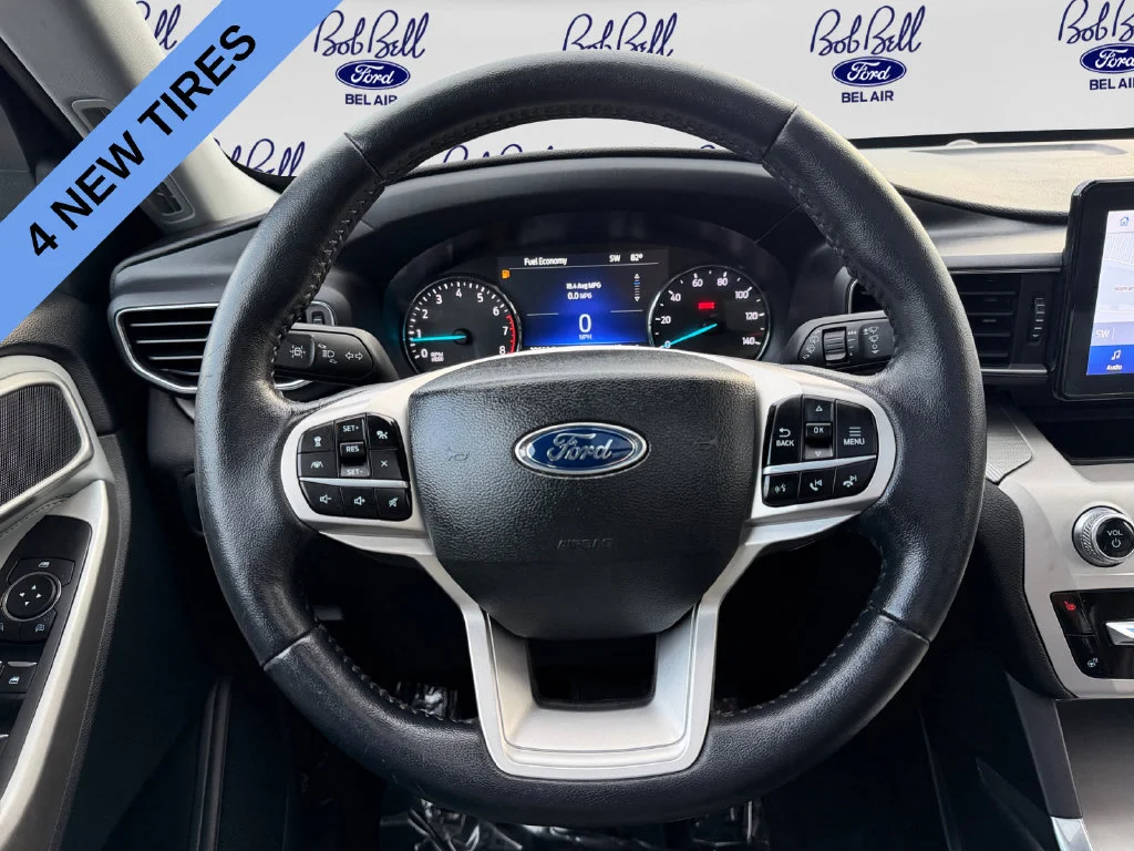 Used 2022 Black Metallic Ford XLT image 13