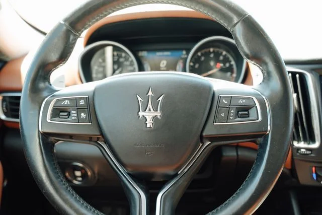 2017 Maserati Levante S - Photo 9