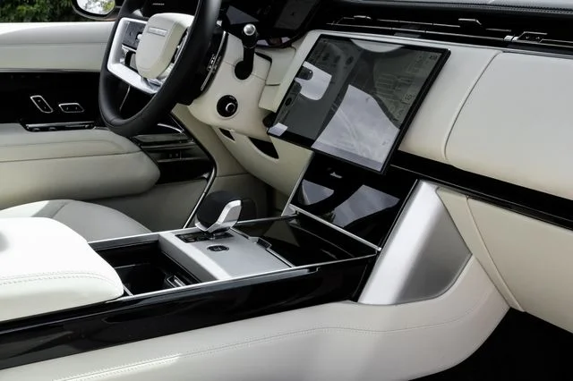 New 2026 White Land Rover SE image 29