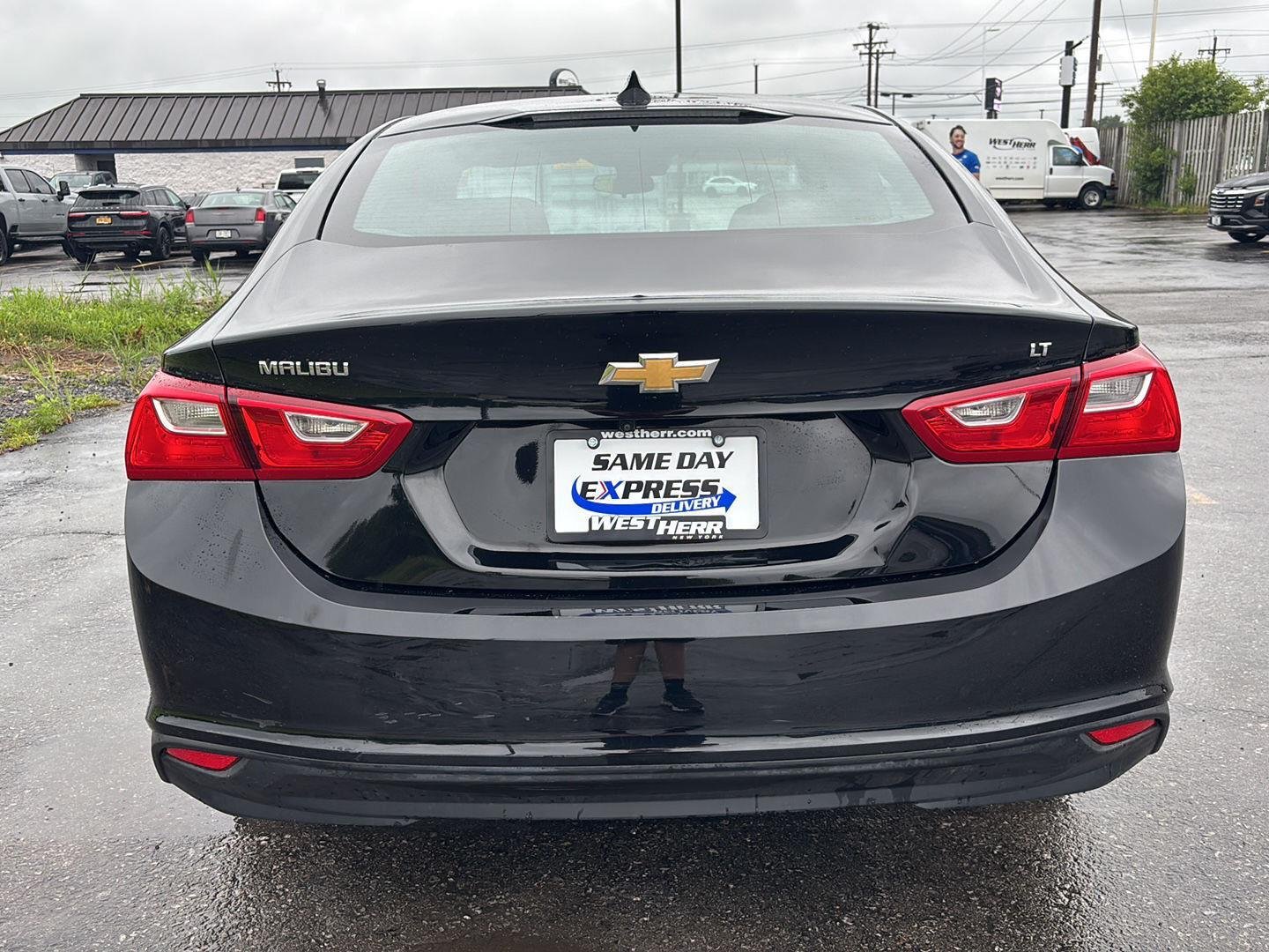 Used 2023 Mosaic Black Metallic Chevrolet  image 6
