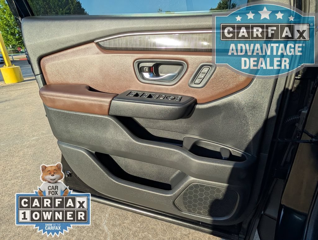 Used 2025 Black Honda Elite image 15