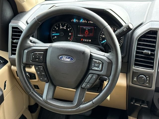 Used 2020 Red Ford XLT image 12