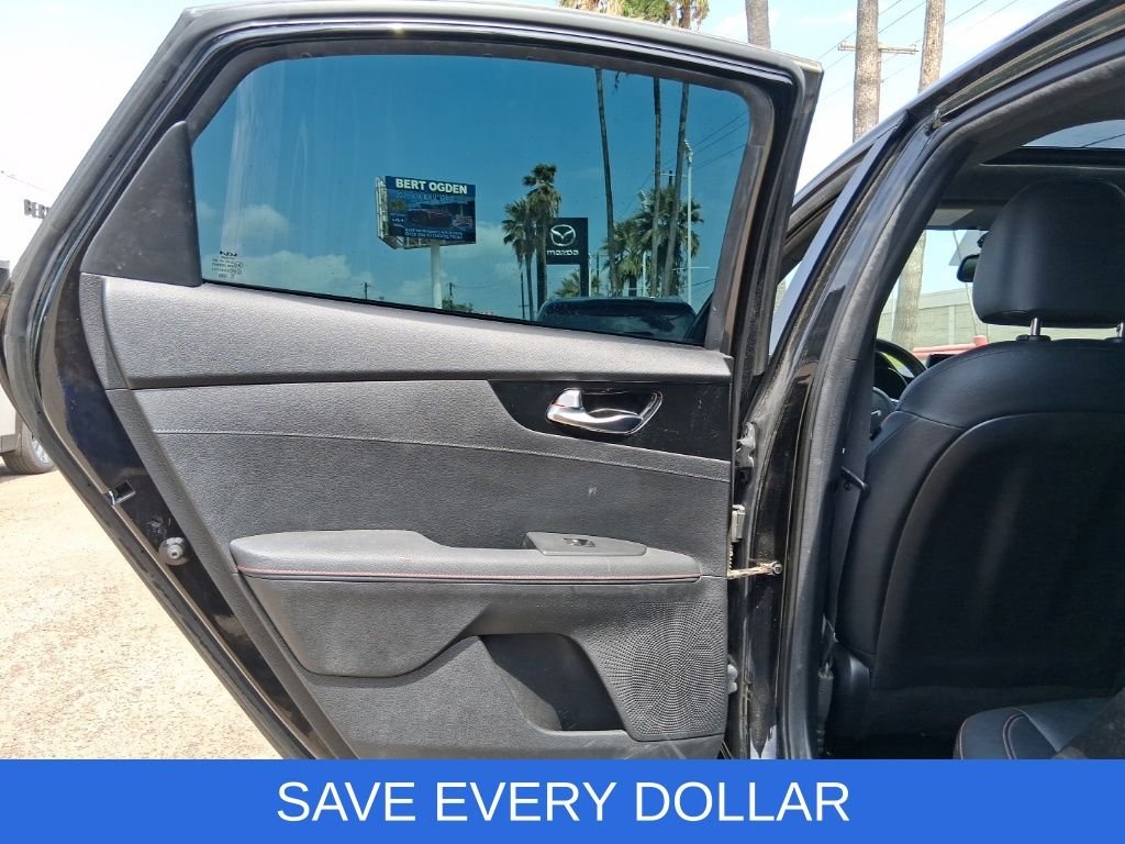 Used 2022 Black Kia GT image 18