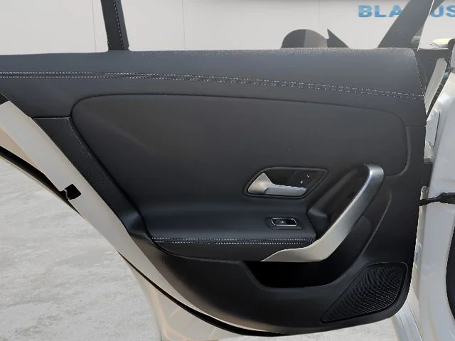 Used 2023  Mercedes-Benz CLA 250 image 39