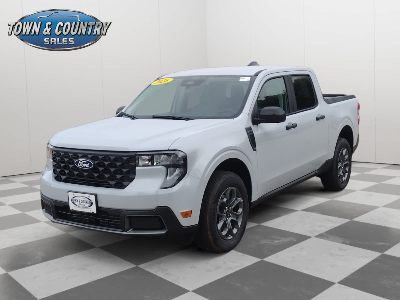 New 2026 Space White Metallic Ford XLT image 3