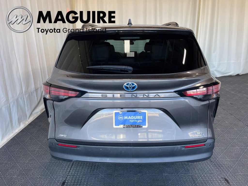 Used 2022 Gray Toyota XLE image 32