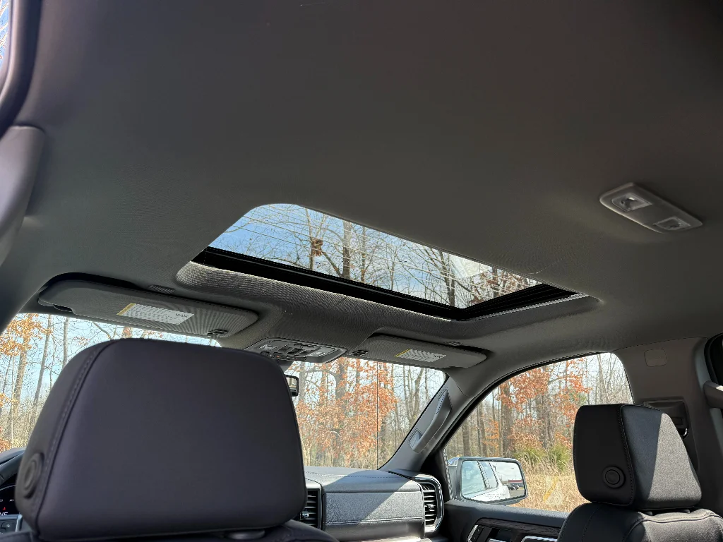 2026 GMC Sierra 1500 SLT - Photo 5