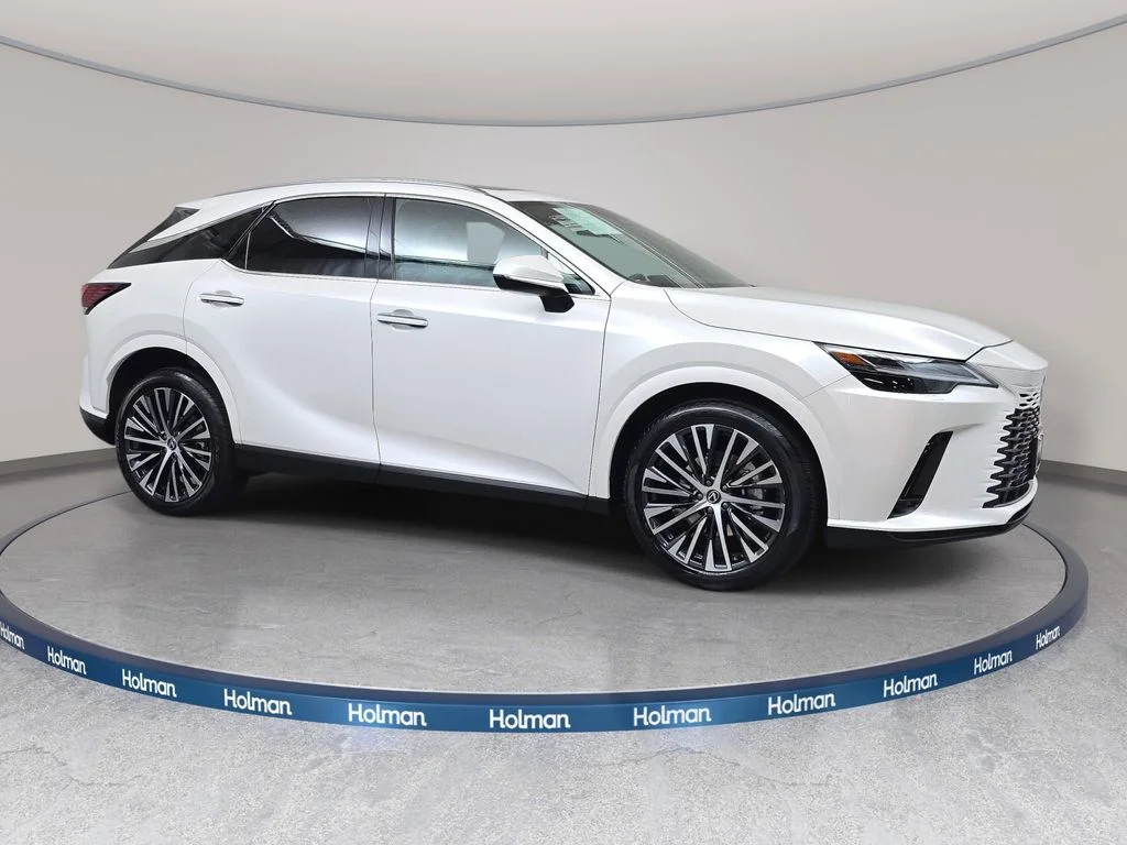 Used 2023 White Lexus 350 Premium Plus image 4