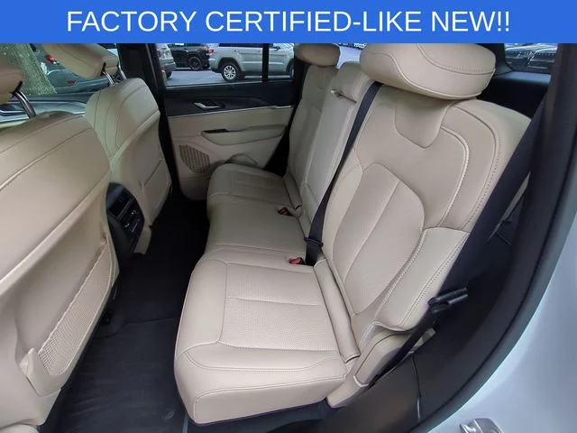 Used 2025 White Jeep Limited image 32