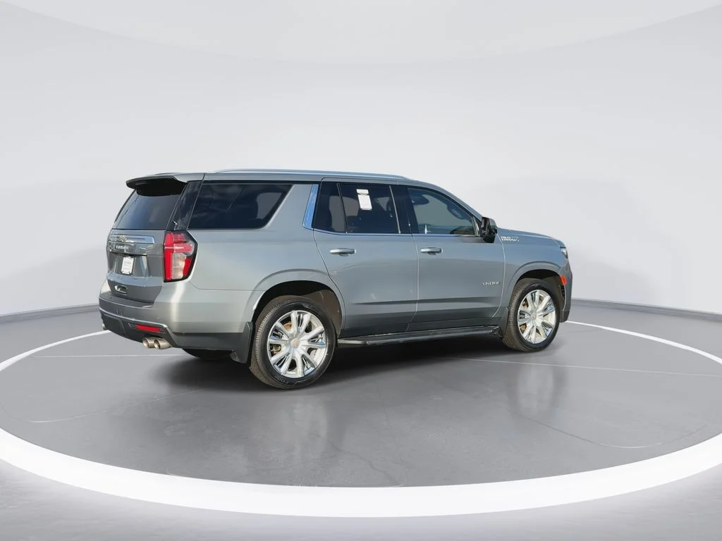 Used 2023 Gray Chevrolet High Country image 8
