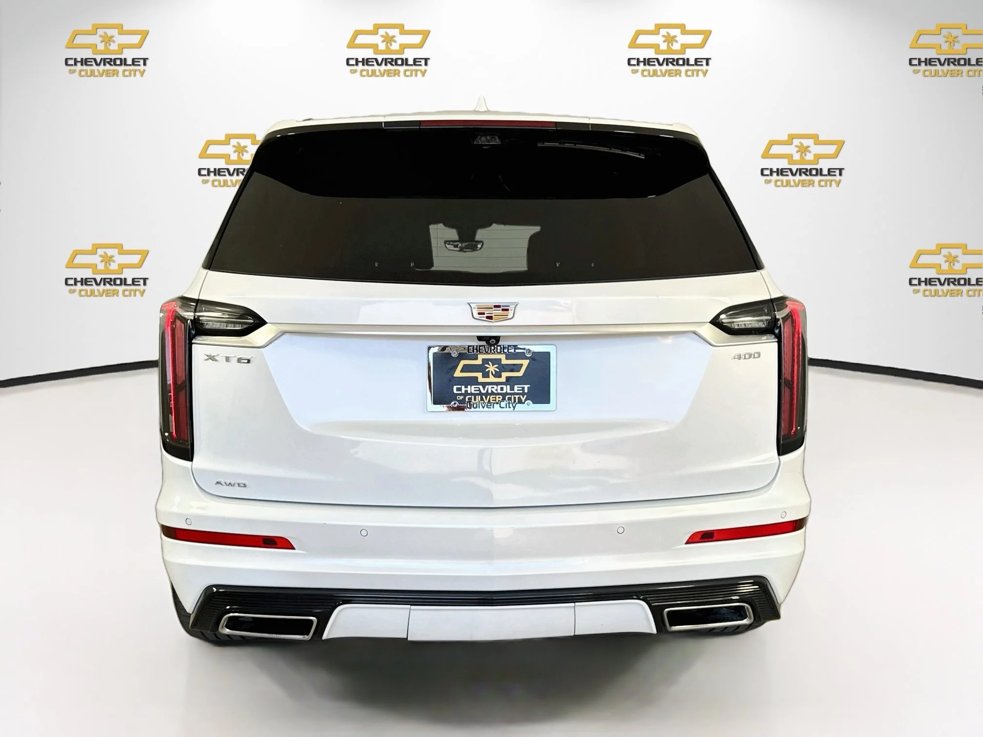 Used 2022 CRYSTAL WHITE TRICOAT Cadillac Sport image 7