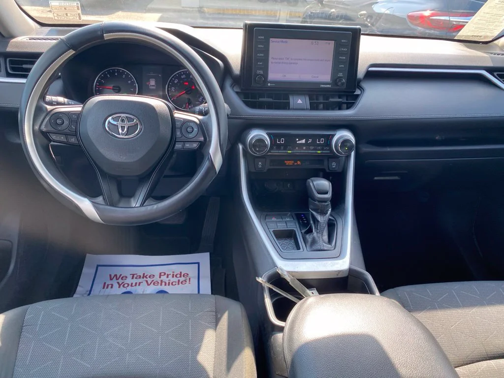 Used 2021 Black Toyota XLE image 8