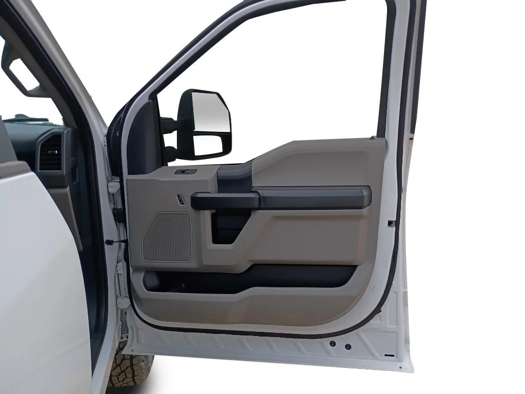 Used 2022 Oxford White Ford XL image 8
